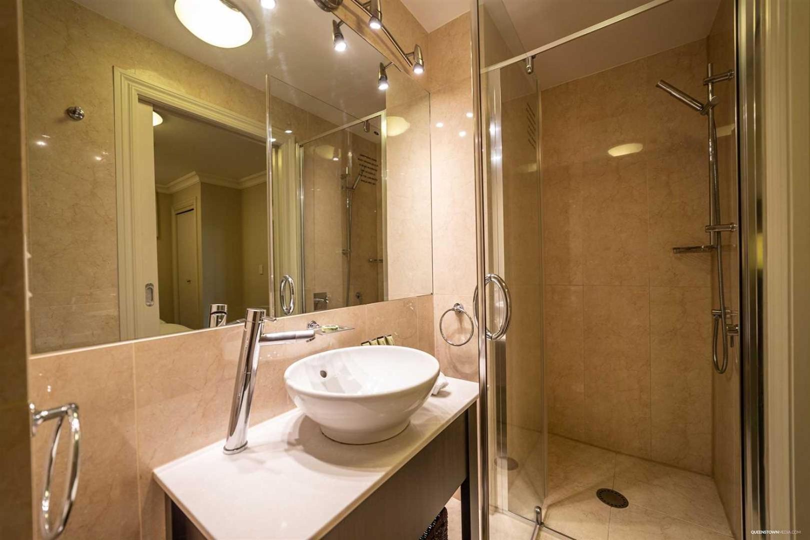The Beacon - Luxe Studio Unit Queenstown Eksteriør billede